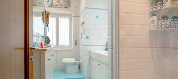 4 bedrooms Apartment in Rome, Italy No. 359806 16