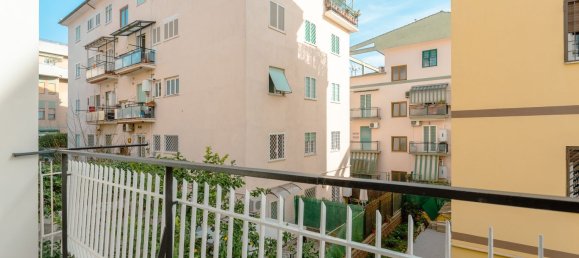 4 bedrooms Apartment in Rome, Italy No. 359806 20