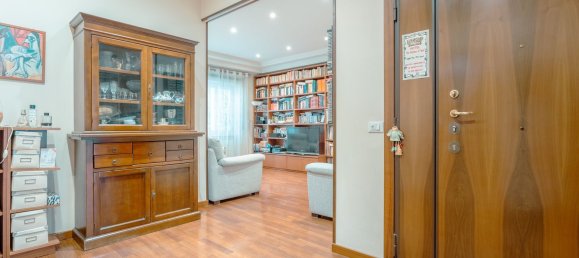 4 bedrooms Apartment in Rome, Italy No. 359806 5