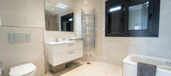 3 غرف نوم فيلا في Marbella, Spain رقم 167465 18