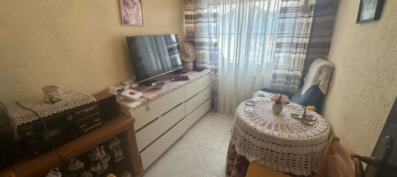Apartamento de 3 dormitorios en Madrid, Spain No. 173787 11