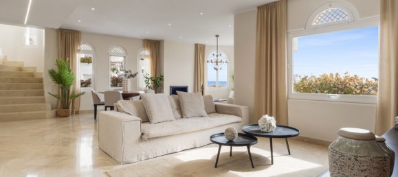 3 bedrooms Penthouse in Marbella, Spain No. 99308 5