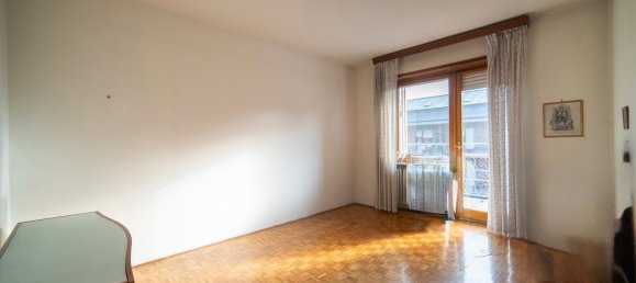 4غرفة منزل ذو طابقين في Venaria Reale, Italy رقم 136138 40