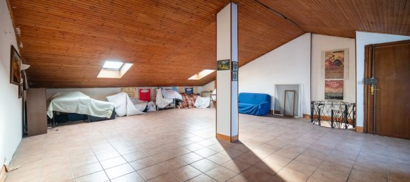 4غرفة منزل ذو طابقين في Venaria Reale, Italy رقم 136138 26