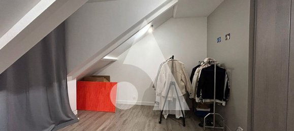 Casa de 4 dormitorios en Quincy-Voisins, France No. 285771 25