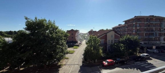 2 bedrooms Apartment in Chieri, Italy No. 259799 8