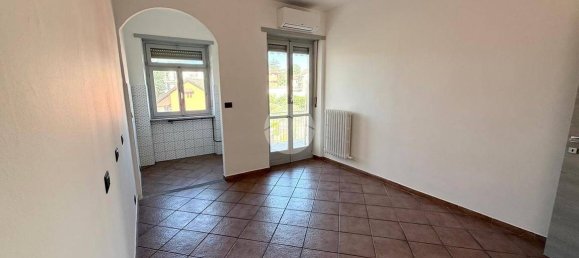 2 bedrooms Apartment in Chieri, Italy No. 259799 3