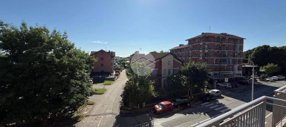 2 bedrooms Apartment in Chieri, Italy No. 259799 9