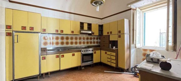 5-Zimmer Wohnung in Modica, Italy, Nr. 230302 8