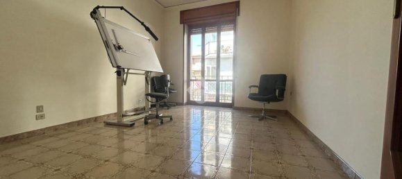 6 rooms Building in Naples, Italy No. 9137 25