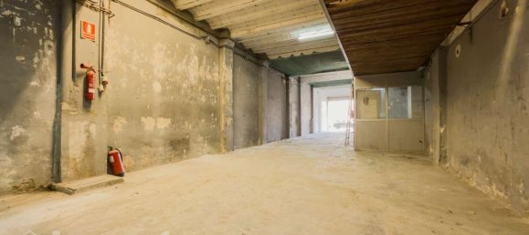 236m² Commercial property in Eixample, Spain No. 168575 5