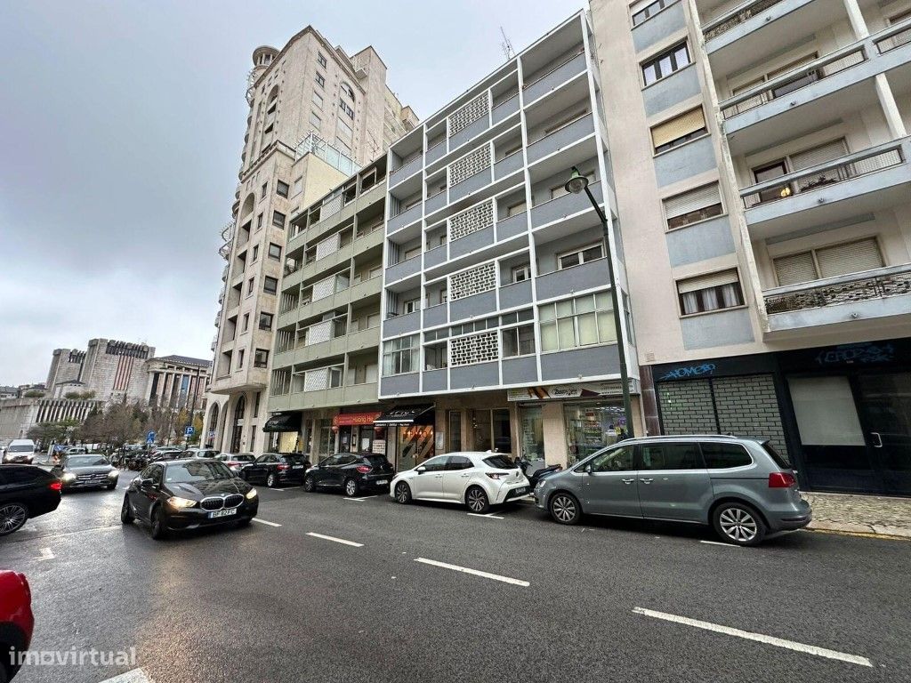 1 bedroom Apartment in Lisbon, Portugal No. 142714