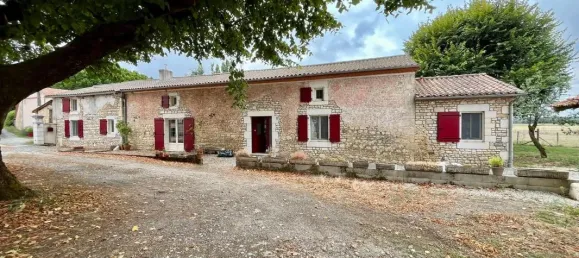 2 bedrooms House in Charente, France No. 352065 2