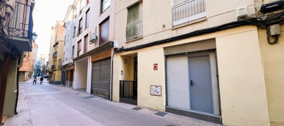 98m² Commercial property in Zaragoza, Spain No. 64475 19