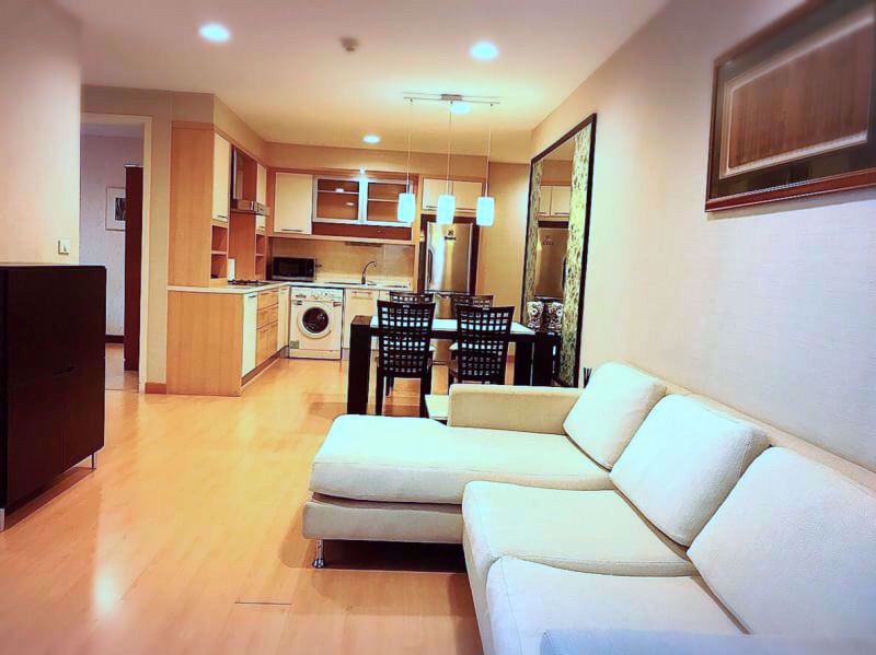 2 bedrooms Condo in Sathon, Thailand No. 9737