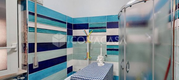 4 rooms Apartment in Brusciano, Italy No. 24078 7
