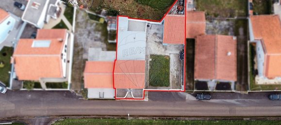 Дом с 3 спальнями в Прая да Витория, Португалия № 16579 3