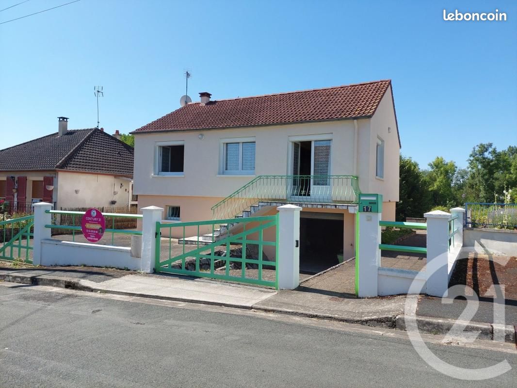 2 bedrooms House in Villedieu-sur-Indre, France No. 283311