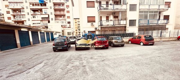 274m² Commercial property in Palermo, Italy No. 344455 6