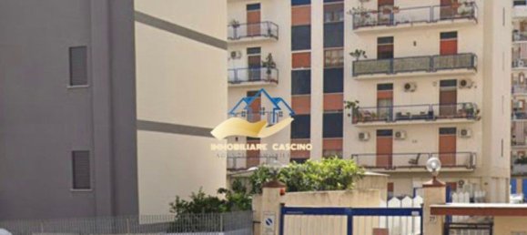 274m² Commercial property in Palermo, Italy No. 344455 2