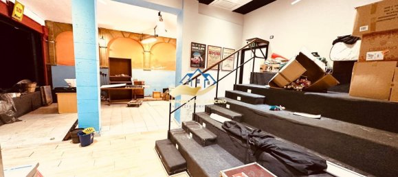 274m² Commercial property in Palermo, Italy No. 344455 21