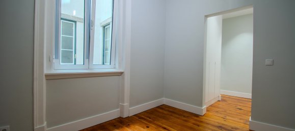 3 bedrooms Apartment in Lisbon, Portugal No. 99624 21