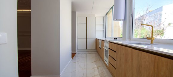 3 bedrooms Apartment in Lisbon, Portugal No. 99624 39