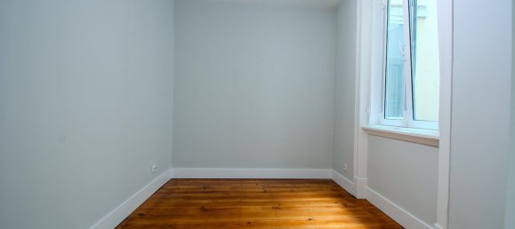 3 bedrooms Apartment in Lisbon, Portugal No. 99624 23