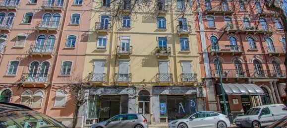 3 bedrooms Apartment in Lisbon, Portugal No. 99624 9