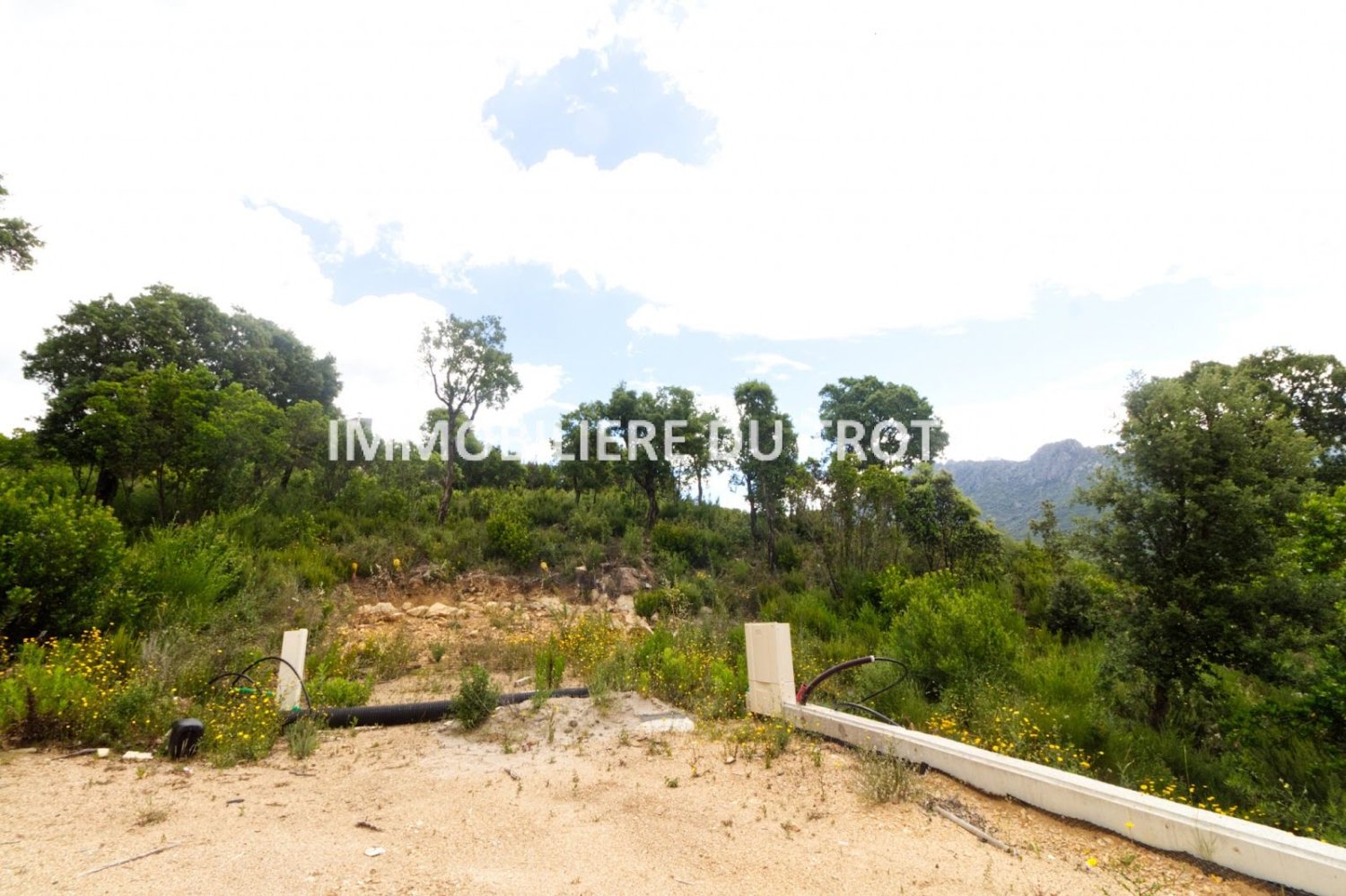 1000m² Land in Tavaco, France No. 112229