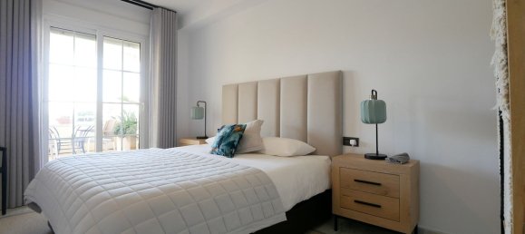 3 bedrooms Apartment in Marbella, Spain No. 184952 3