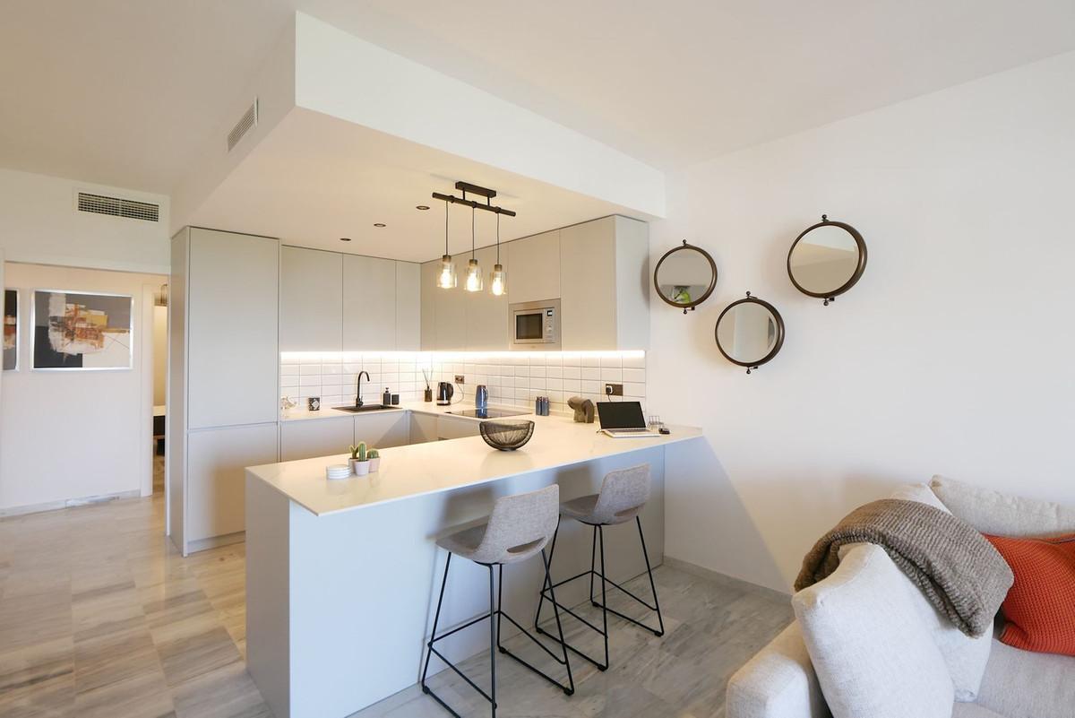 3 bedrooms Apartment in Marbella, Spain No. 184952