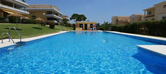3 bedrooms Apartment in Marbella, Spain No. 184952 2