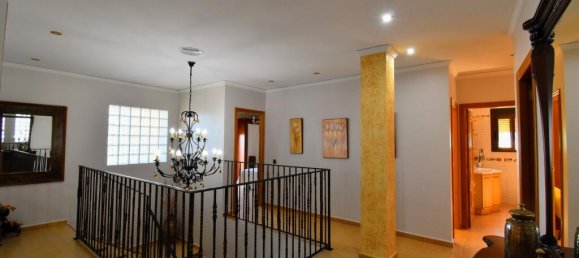 Вилла с 6 спальнями в Валенсия, Испания № 42044 3