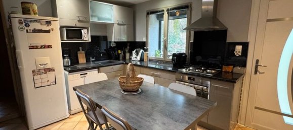 4 bedrooms House in Isere, France No. 194213 7