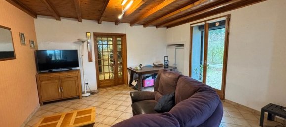 4 bedrooms House in Isere, France No. 194213 15