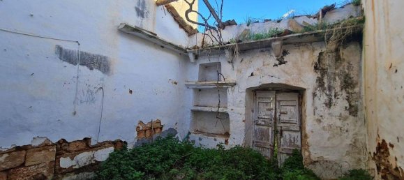 6 rooms Apartment in Martignano, Italy No. 86487 13