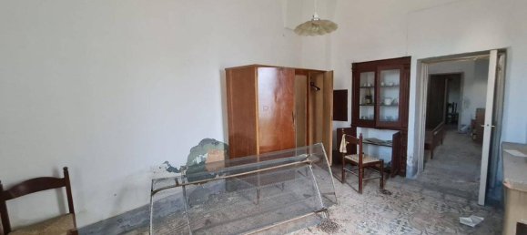 6 rooms Apartment in Martignano, Italy No. 86487 22