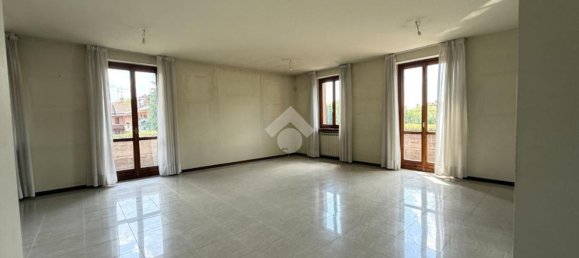 4 rooms Apartment in Scanzorosciate, Italy No. 286825 18
