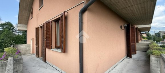 4 rooms Apartment in Scanzorosciate, Italy No. 286825 24