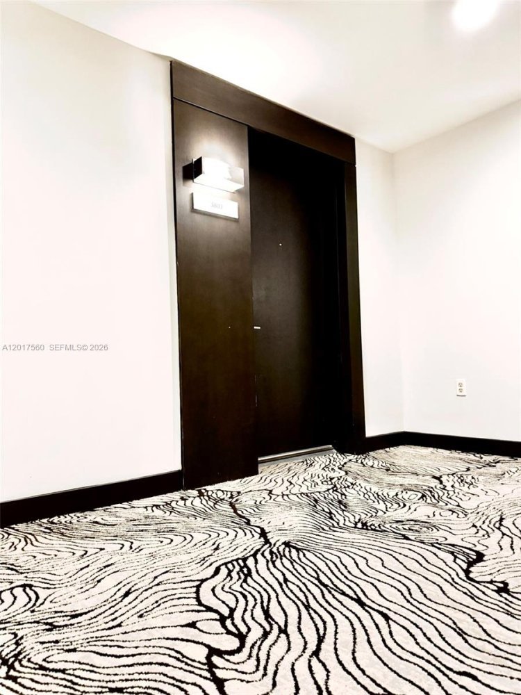 1 Schlafzimmer Gewerbliche Immobilien in Miami, USA, Nr. 615005