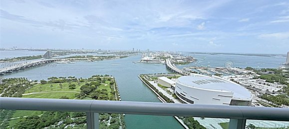 1 Schlafzimmer Gewerbliche Immobilien in Miami, USA, Nr. 615005 9