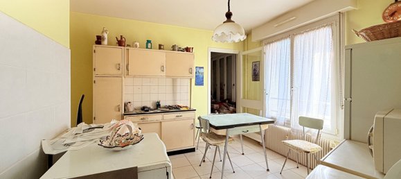 Apartamento de 2 dormitorios en Epinal, France No. 158005 13