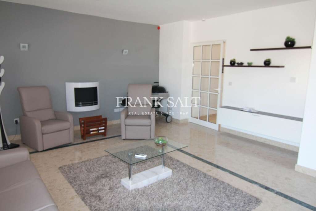 36m² Office in Ta' Xbiex, Malta No. 12614