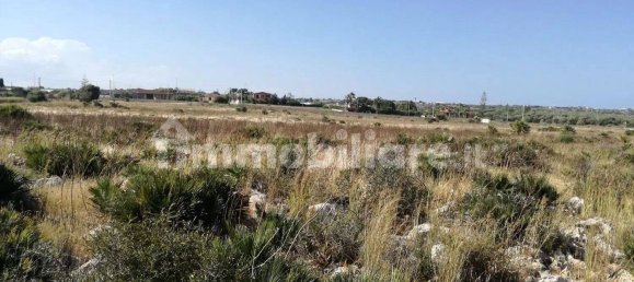 Terreno em Portopalo di Capo Passero, Italy 5000 m² N.º 68067 3
