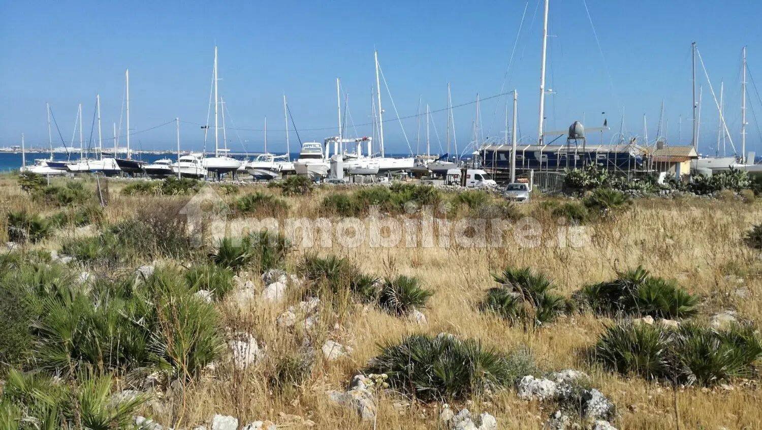 Terreno em Portopalo di Capo Passero, Italy 5000 m² N.º 68067