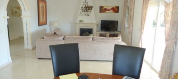 5 bedrooms Villa in La Nucia, Spain No. 4311 3