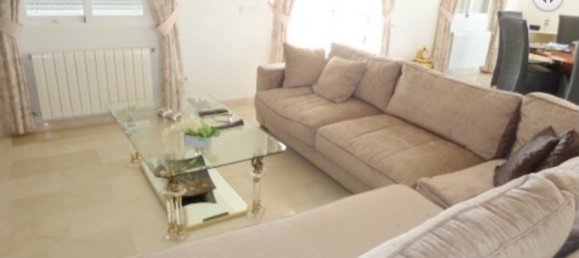 5 bedrooms Villa in La Nucia, Spain No. 4311 17