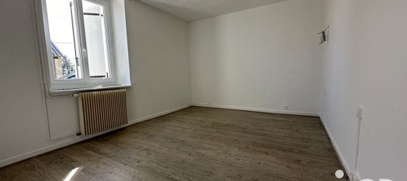 4 bedrooms House in Segry, France No. 84522 9