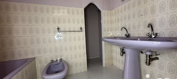 4 bedrooms House in Segry, France No. 84522 10